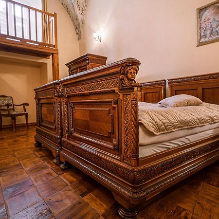 Penzion Cosmopolitan Ii. Banská Štiavnica Rum bild