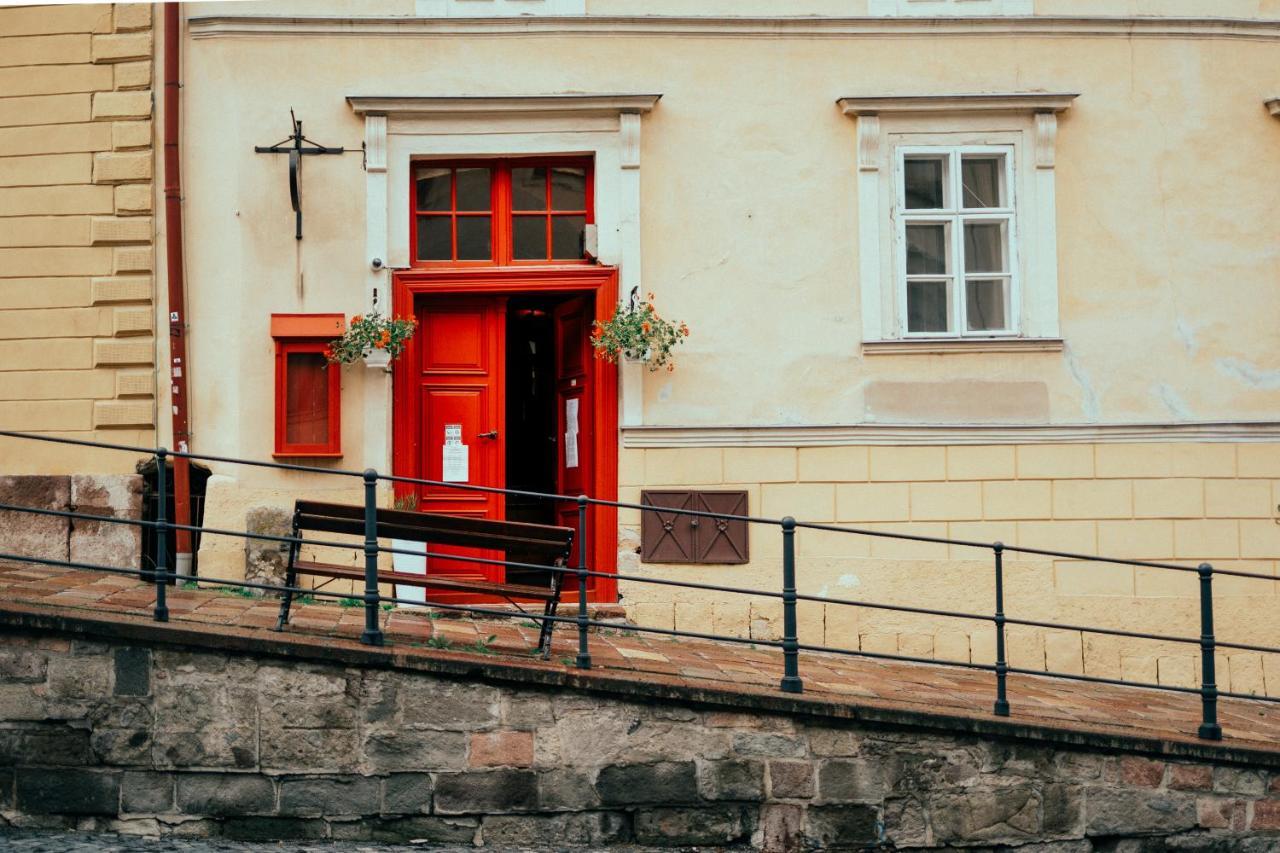 Penzion Cosmopolitan Ii. Banská Štiavnica Exteriör bild