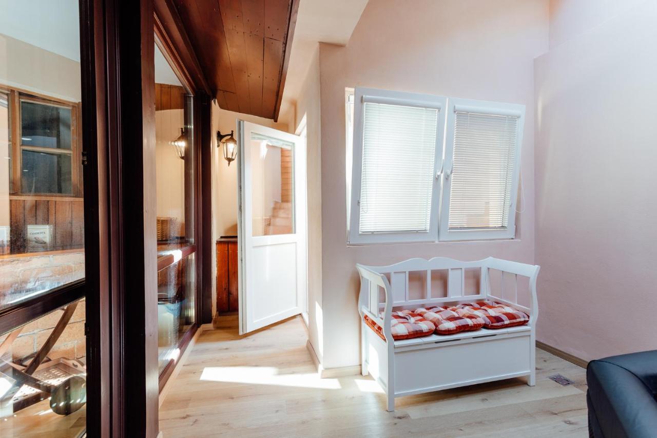 Penzion Cosmopolitan Ii. Banská Štiavnica Exteriör bild