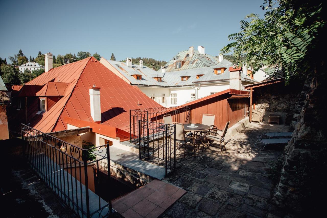 Penzion Cosmopolitan Ii. Banská Štiavnica Exteriör bild