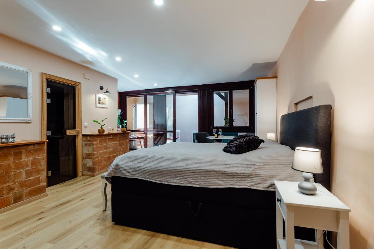 Penzion Cosmopolitan Ii. Banská Štiavnica Exteriör bild