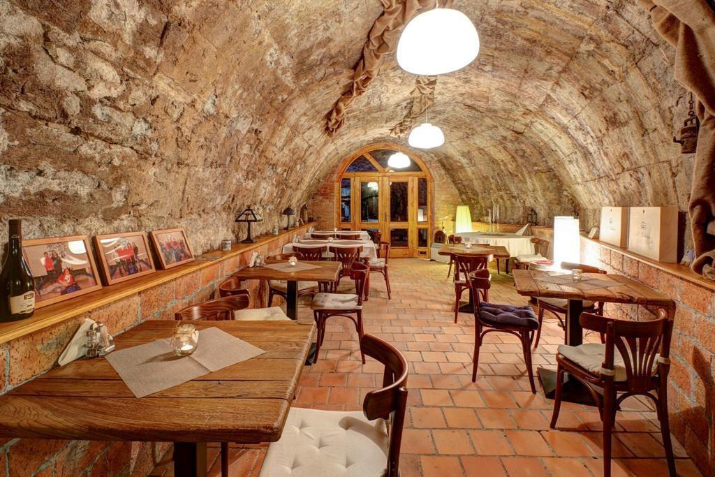 Penzion Cosmopolitan Ii. Banská Štiavnica Exteriör bild